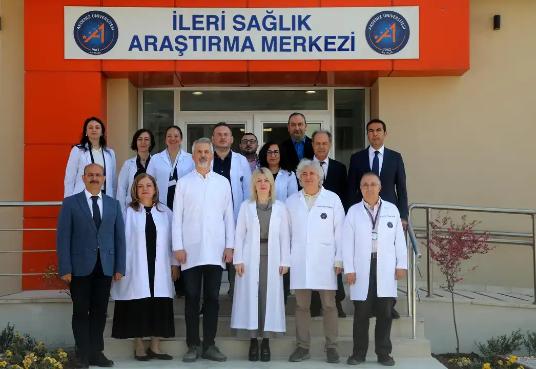 Lösemi ve Lenfomada Çığır Açan Tedavi Yöntemi Akdeniz Üniversitesi’nde 3